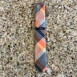 New - 1679 Diagonal Plaid Necktie in Coral, Gray, and Navy